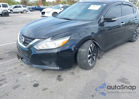 2018 Nissan Altima 2.5 Sv из США, поврежденный, VIN 1N4AL3AP9JC131653